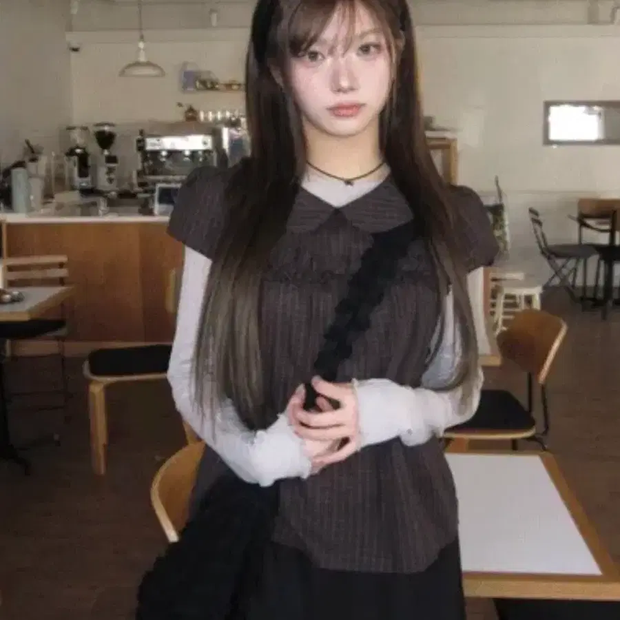 브라운체크 반팔 블라우스 팔아요