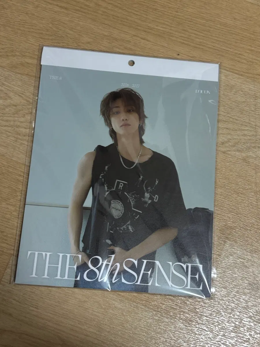 The8 the8 Ikon calendar