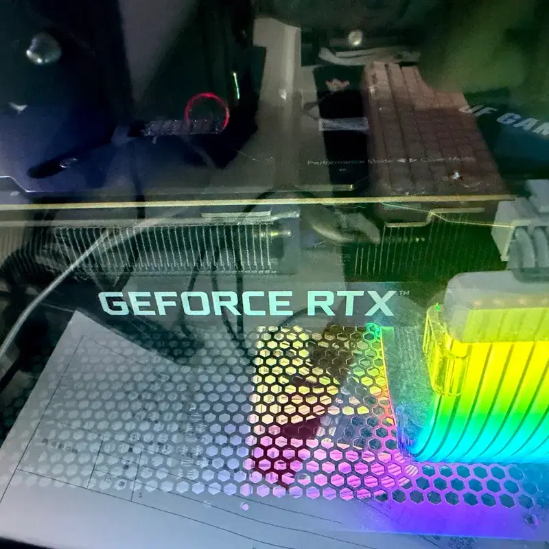 지포스 3080ti 12gb 3060ti와 추금거래 또는 판매합니다