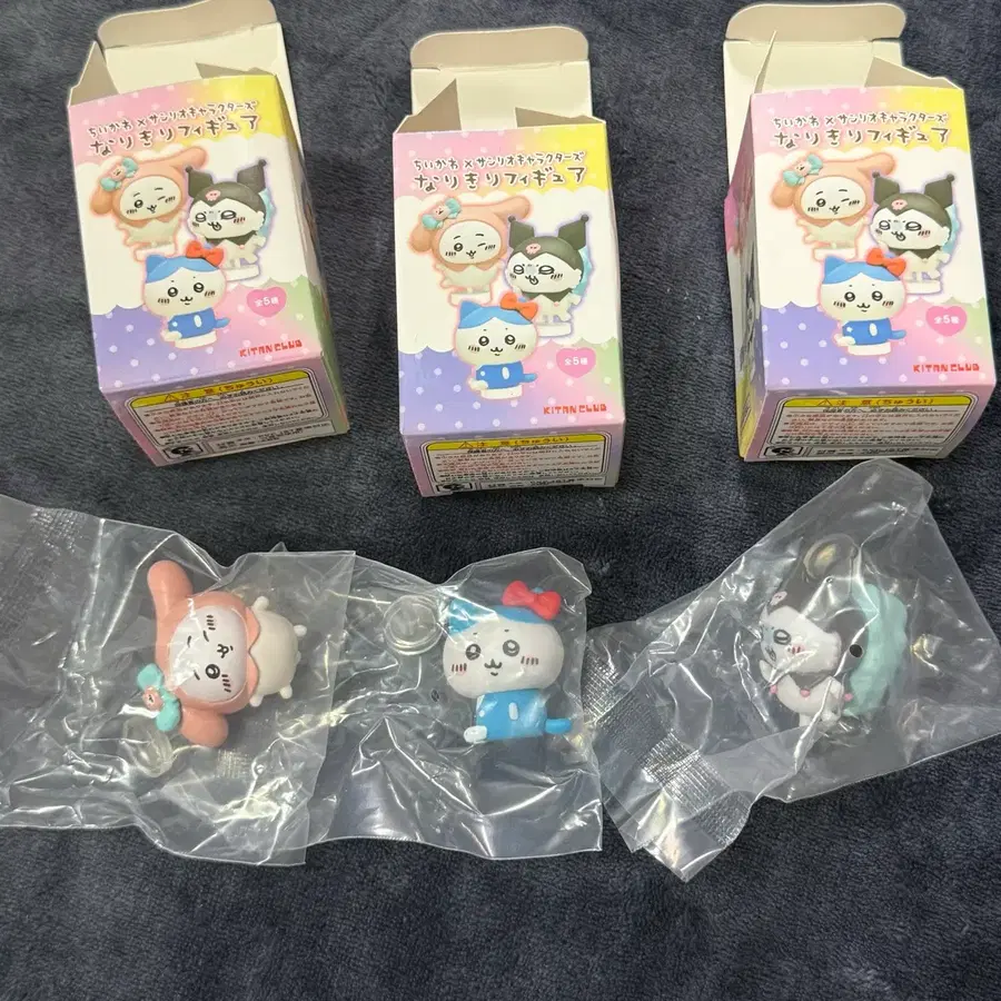 치이카와 만작귀 산리오 콜라보 피규어 하치와레 모몽가 (일괄)