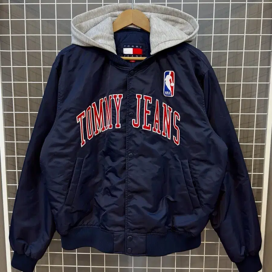 타미진스 X NBA 후드 바시티 자켓