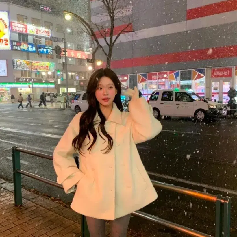 소버샵 블러쉬 알파카 코트 아이보리