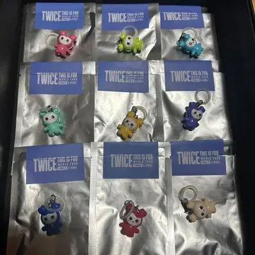 TWICE 서울 콘 팝업 메지루시 참 컴플리트