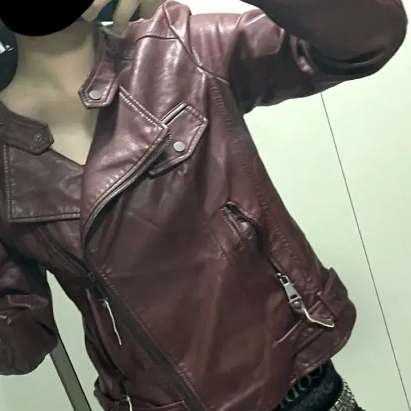 빈티지 페이크레더자켓(착샷뒤에더잇음)