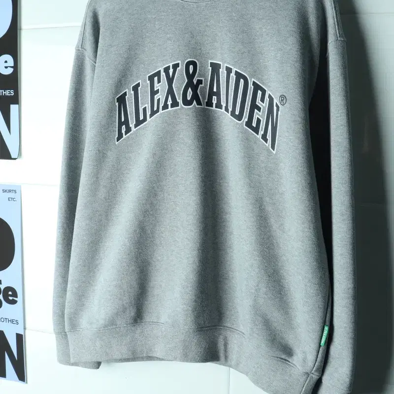 (L-XL) 알렉스앤에이든 맨투맨 티셔츠 빅로고 그레이-H40944