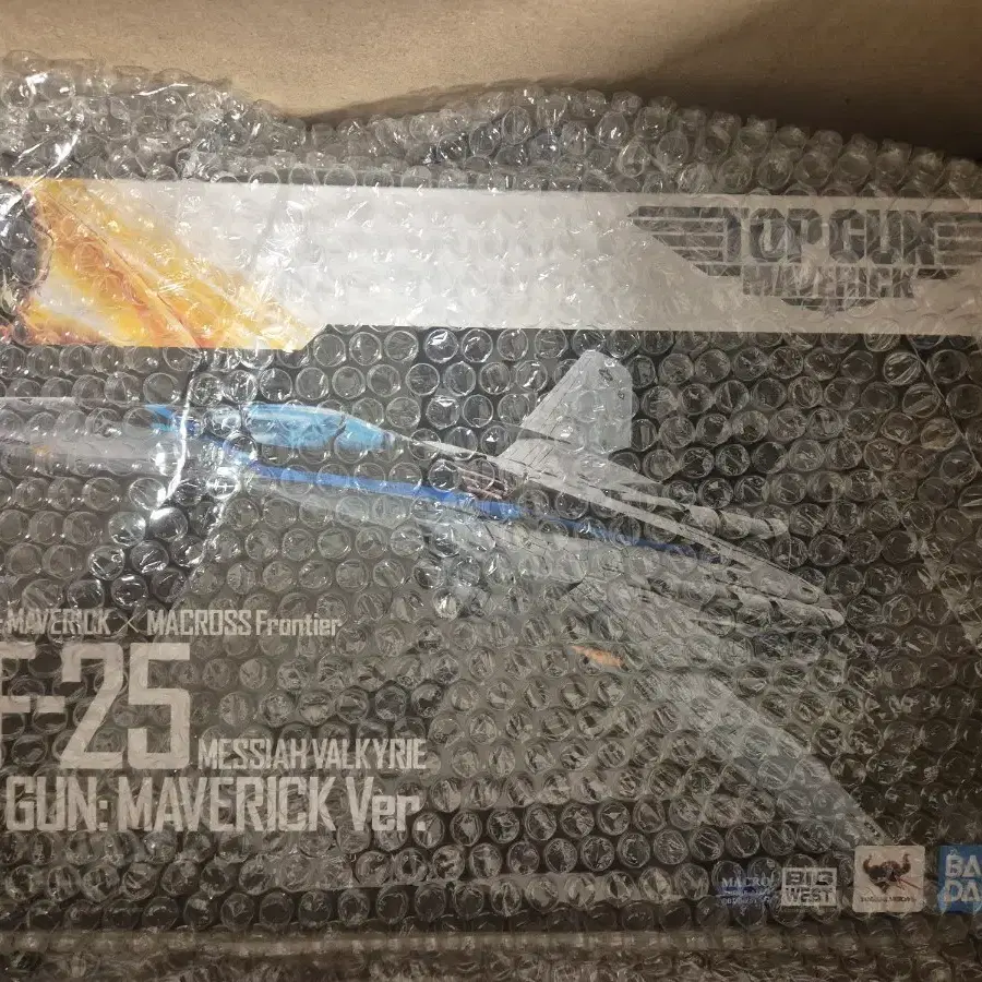 DX초합금 VF-25 메사이어발키리 탑건 미개봉
