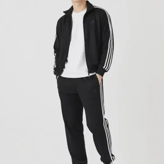 남M/아디다스 22SS 블랙 삼선 로고 트레이닝 팬츠