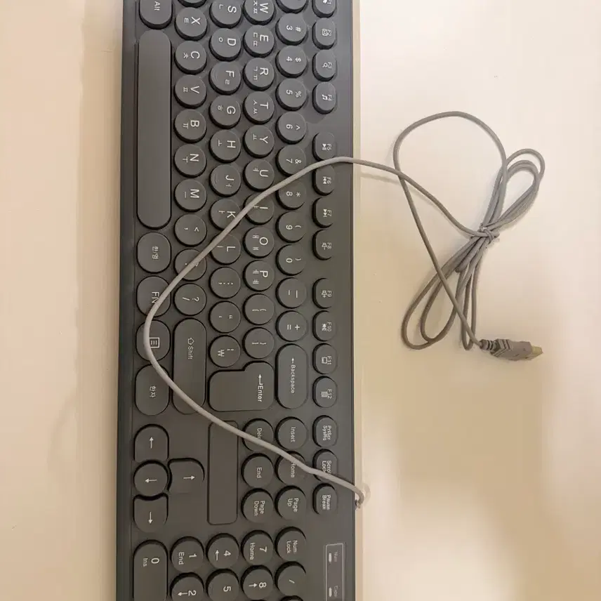大創産業 キーボードは少し使いませんでした。