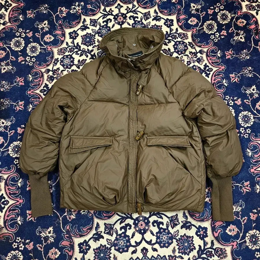미니멈에브리데이 24Fw 하이넥 숏 패딩점퍼 Free