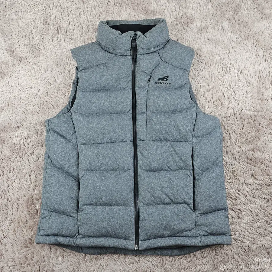 H197. 뉴발란스 경량패딩조끼 XL