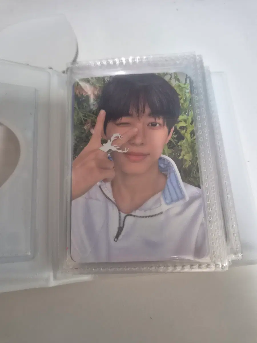 Idid Jang Yonghoon Fly pre-order benefit photocard