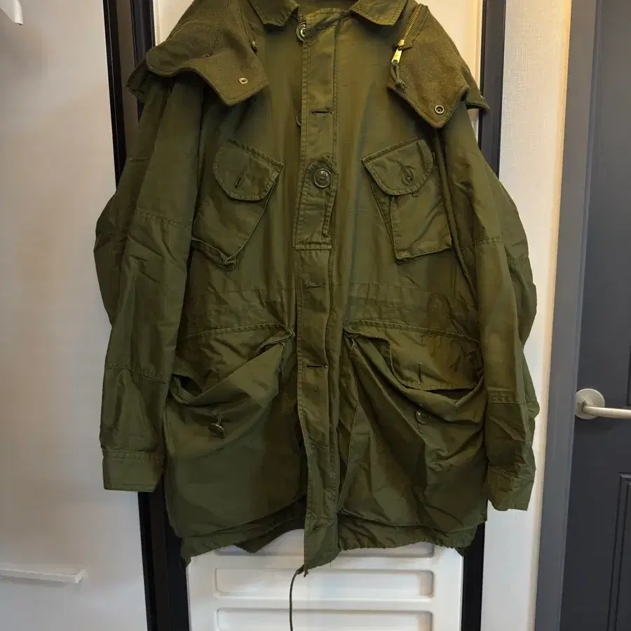 [L] 90s 캐나다군 빈티지 밀리터리 콜드웨더 파카