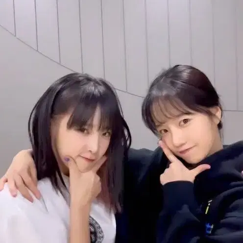 최예나 폴라로이드 판매합니다 싸인 x