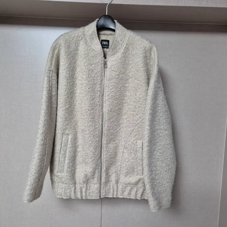 XS)자라 ZARA 부클 봄버 집업 안감 기모 점퍼 베이지 여성용