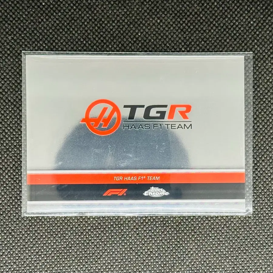 2026 탑스 크롬 F1 하스 팀로고 카드
