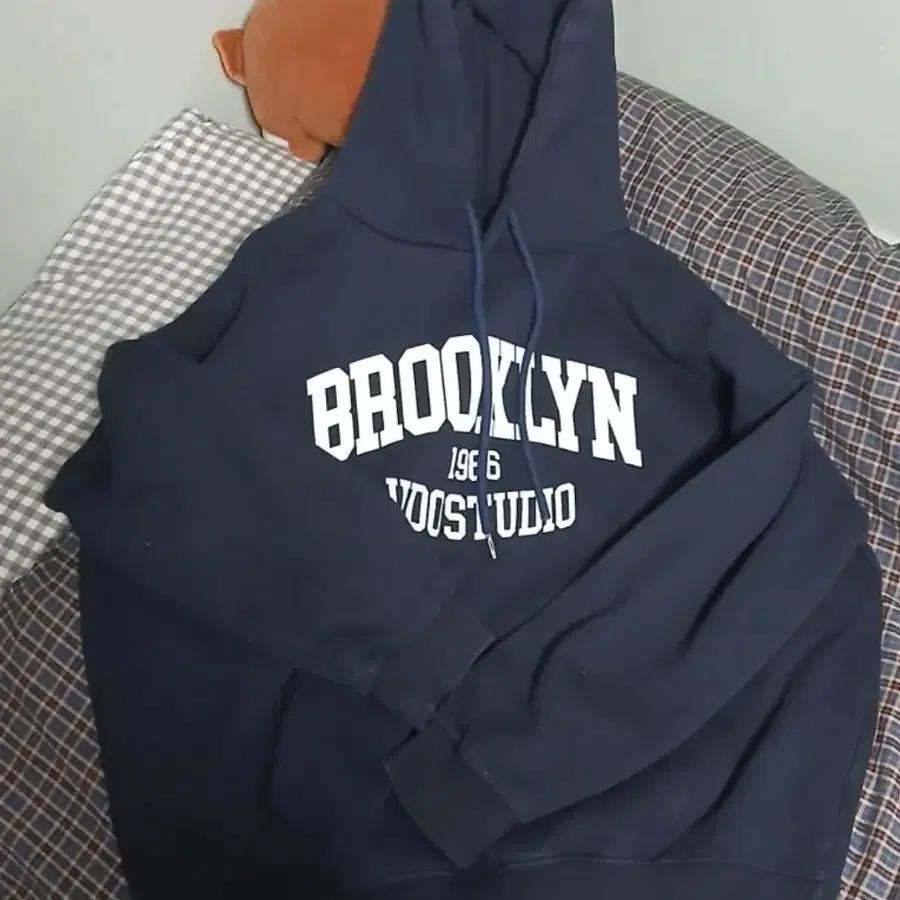 BROOKLYN 후드티 네이비