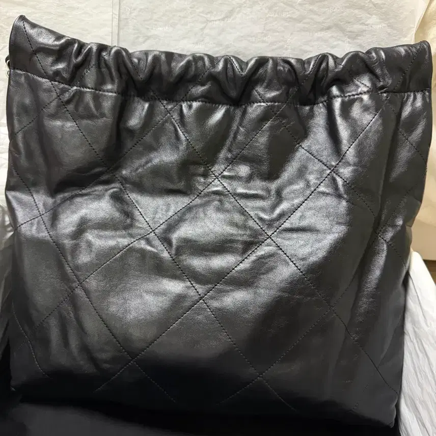 샤넬 샤넬22 은장 미디움 사진 2