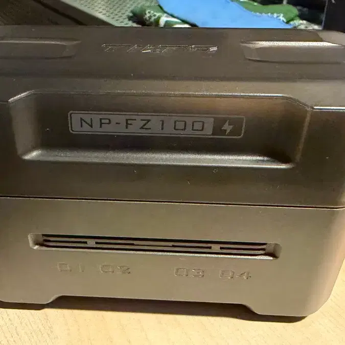소니 NP-FZ100 배터리 충전기