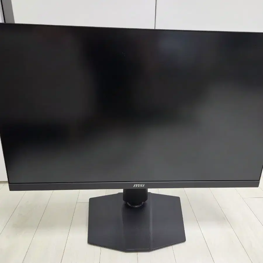 MSI MAG 272URDF800 E16 27인치 4K 160Hz 듀얼모드 게이밍 모니터 판매합니다
