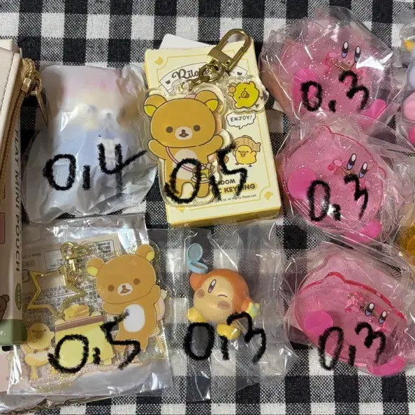 리락쿠마 커비 웨이들디 코리락쿠마 키이로이토리 이디야 키링 집게