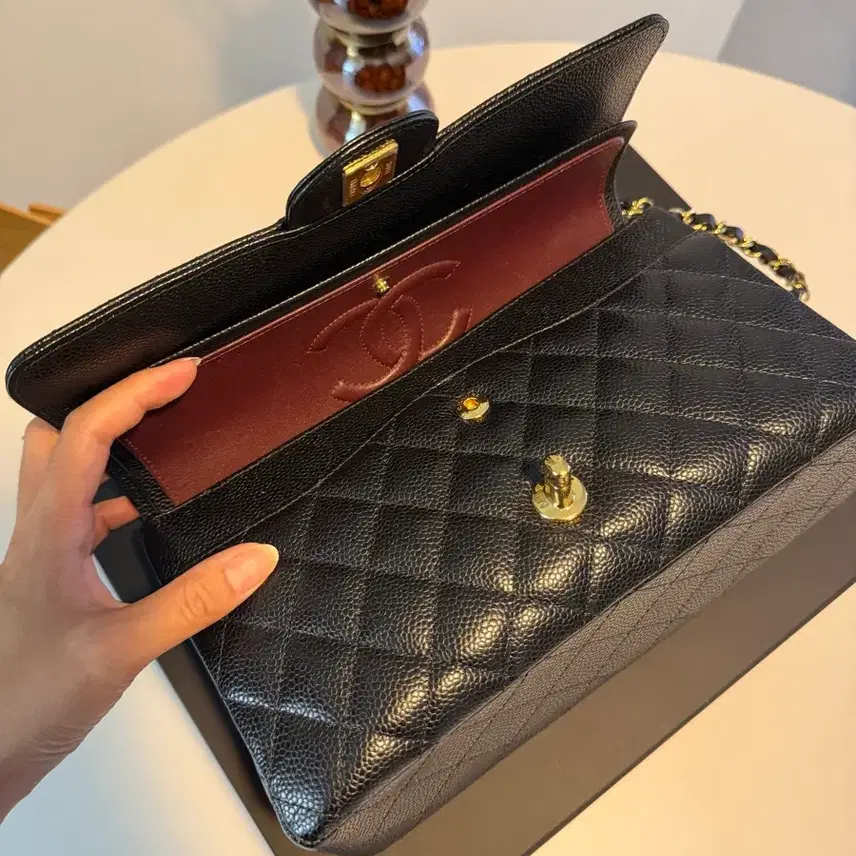 샤넬 클래식 미디움 사진 7