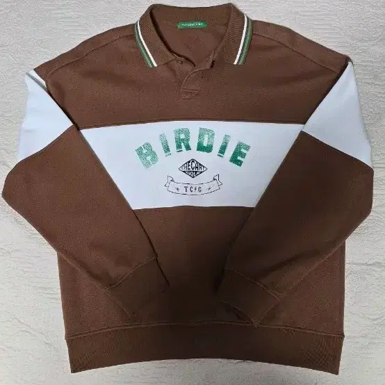 더카트골프 BIRDIE 배색 카라 맨투맨 / 105 오버핏 / 거의 새상품