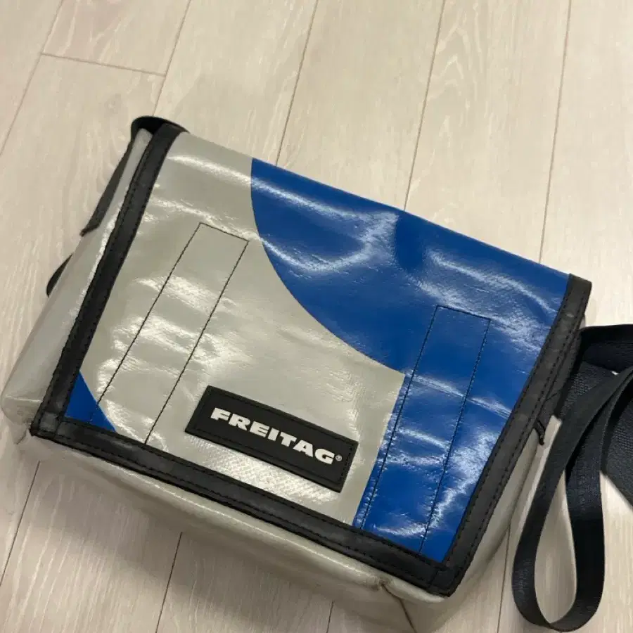 프라이탁 라씨 블루그레이 (정품보증서O)