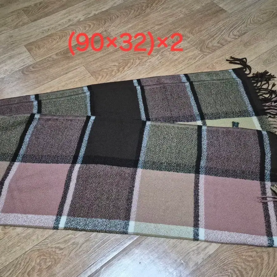 b.[미사용 새상품] 포근하고 세련된 체크 머플러 / 목도리 (실측 180x64)