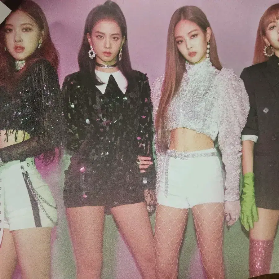 블랙핑크 SQUARE UP 포스터