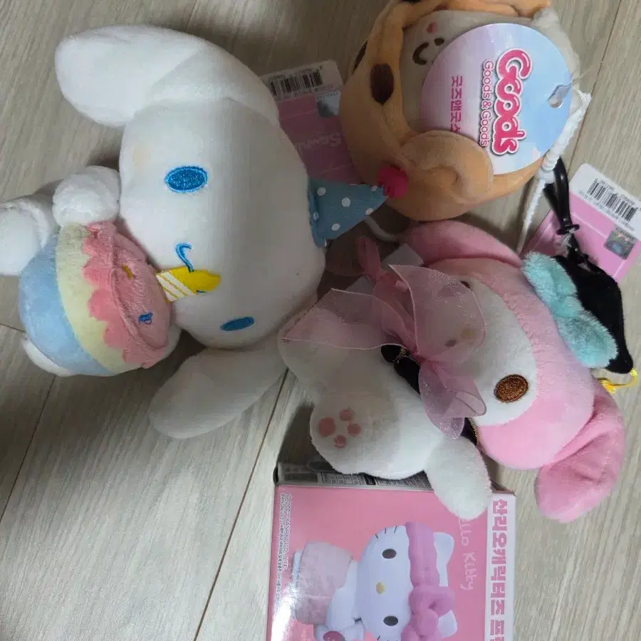 산리오 인형 및 피규어 일괄