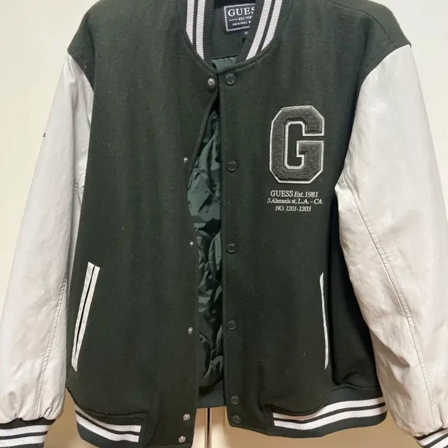 GUESS 야구 점퍼