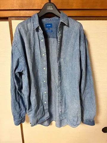 BEAMS 일본제 데님 사용 라이트 블루 데님 셔츠 오버 사이즈
