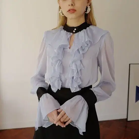 낫유어로즈 블라우스