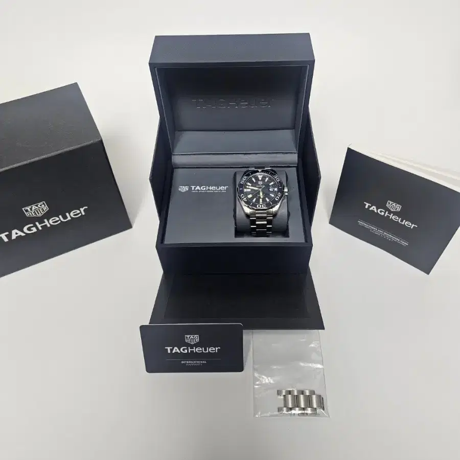 태그호이어 아쿠아레이서 43mm 칼리버5 오토 시계 블루