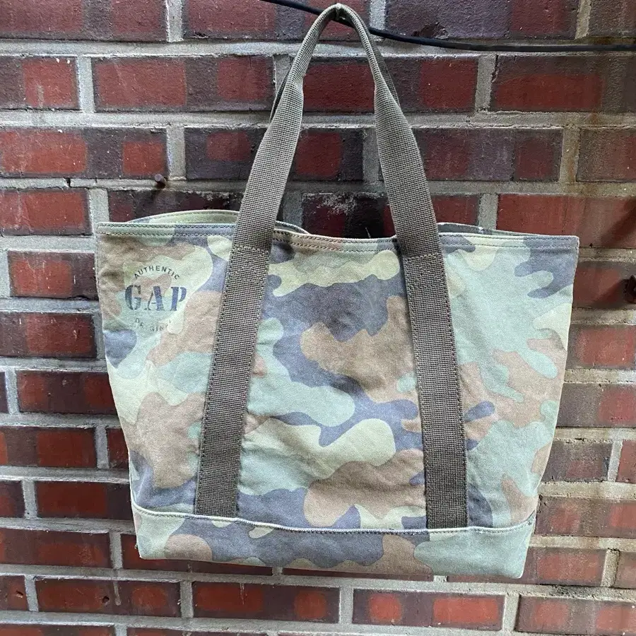 Gap camo 토드백