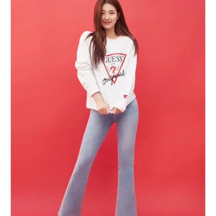 게스남여공용 오리지설 로고 삼각티셔츠 긴팔 M사이즈