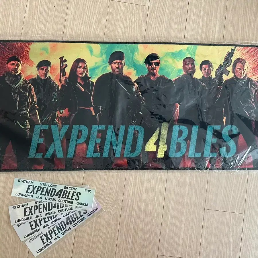 익스펜더블4 EXPEND4BLES 장패드 마우스패드 데스크매트 스티커 세트 미사용