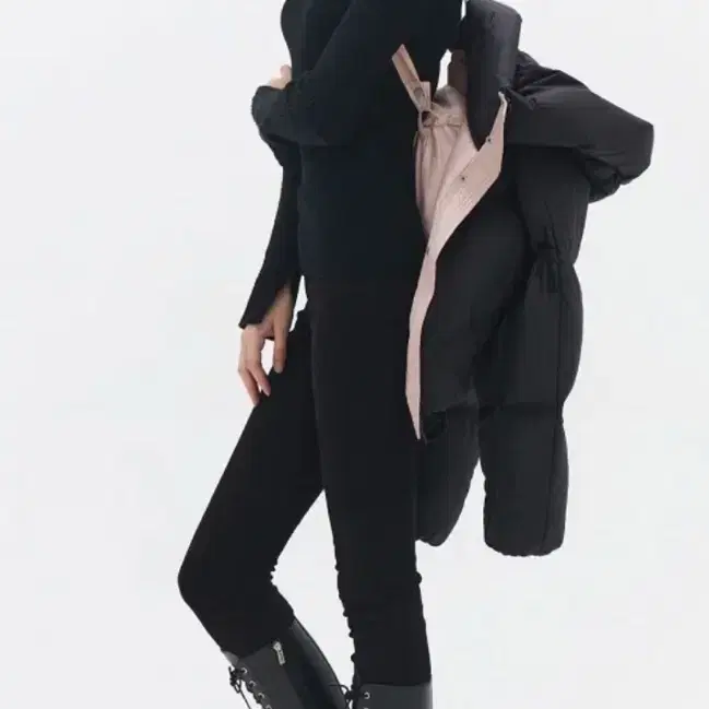 차차클로젯 하우스오브차 풍 숏패딩 블랙핑크 미사용품