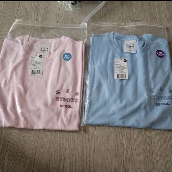 (미개봉) 아이앱스튜디오 한정 서울 반팔티 2종 (XL, XXL)
