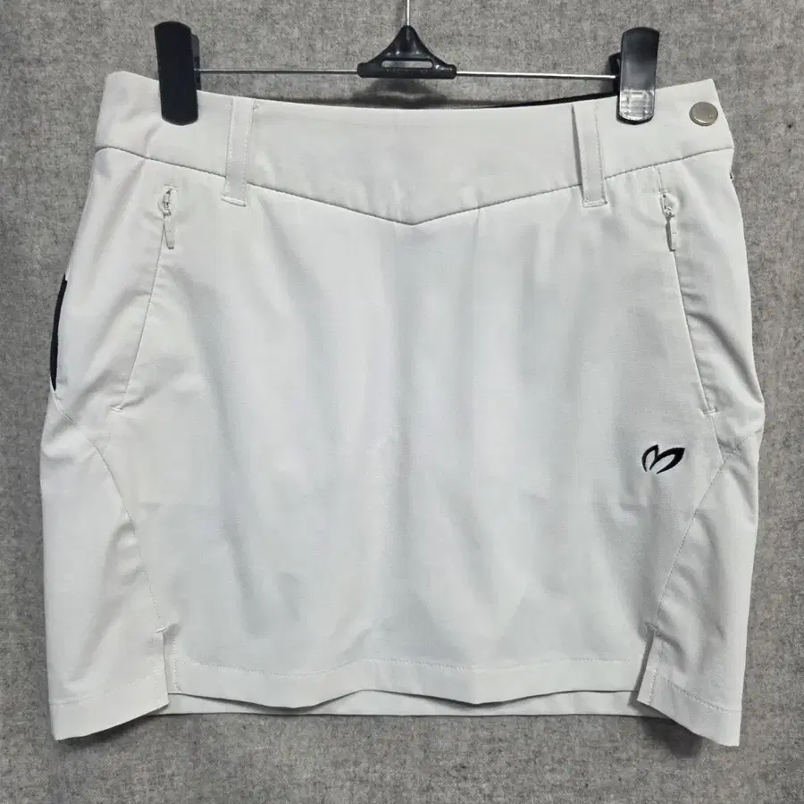 (0) XS (25) 마스터바니 에디션 골프 스커트 화이트