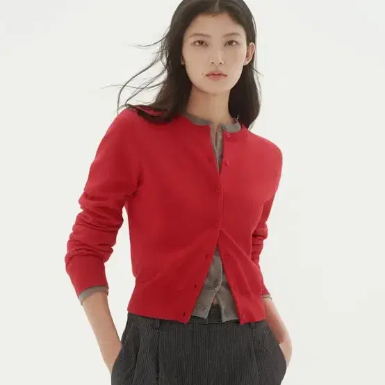 무신사스탠다드 워셔블 수피마 코튼 라운드 넥 가디건