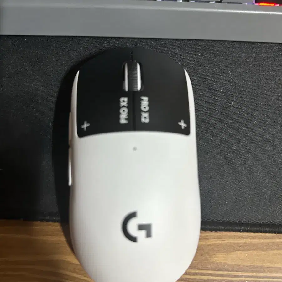 로지텍 G PRO X 2 화이트 지슈스 판매합니다.