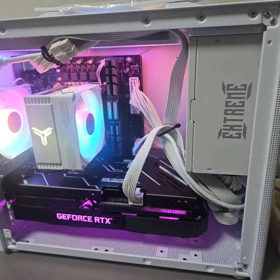 12400f rtx3070 화이트 철가방 미니 pc