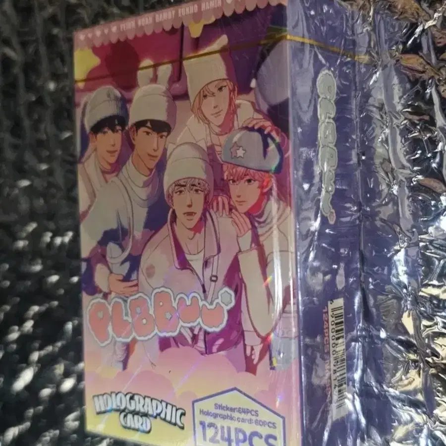 Plave 플레이브 홀로그램 포카 60장 최저가 팝니다!