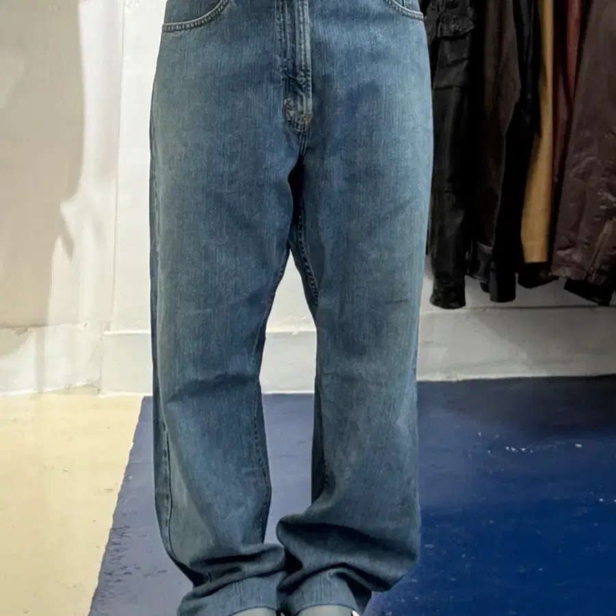 Levis 리바이스 505 레귤러 핏 데님 팬츠