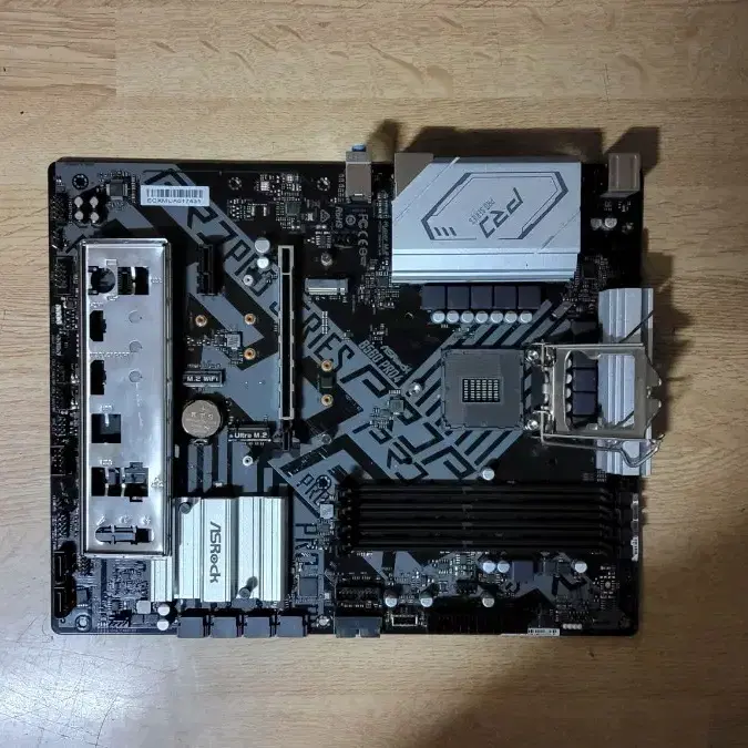 컴퓨터 11세대 메인보드 ASROCK B560 설명참조