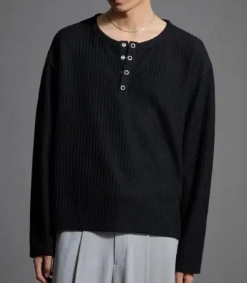LOOSE 숏 리브 헨리넥 롱T (블랙)