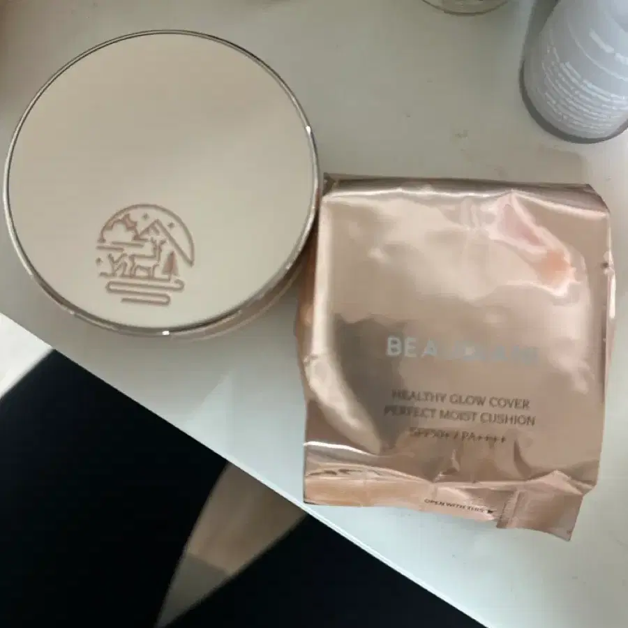 뷰디아니 메쉬타이트업 쿠션