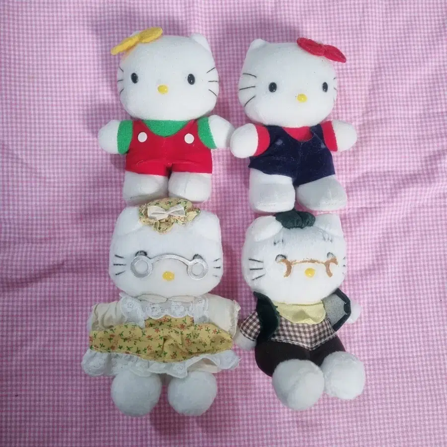 일괄 고전 키티 인형 가족