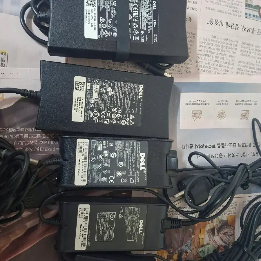 DELL 노트북 어댑터 충전기 5개. 일괄